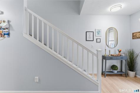 49 Thames Height Lane Groton CT 06340