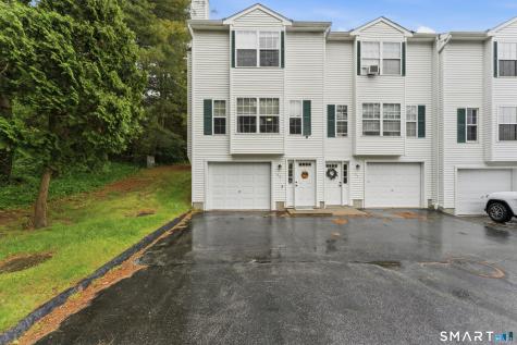 49 Thames Height Lane Groton CT 06340