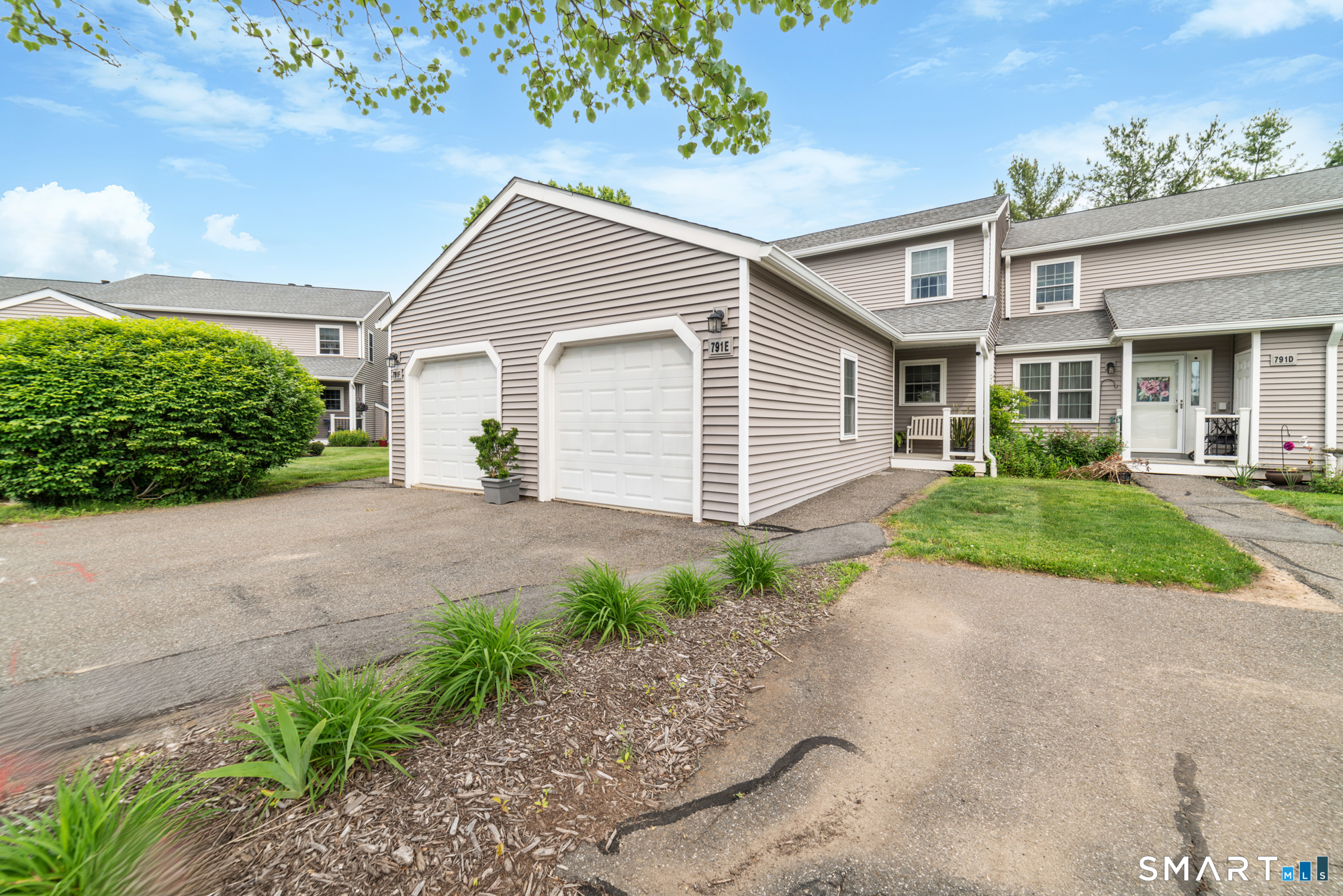 791 Long Hill Road Middletown CT 06457