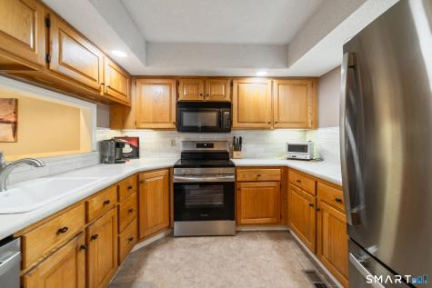 791 Long Hill Road Middletown CT 06457