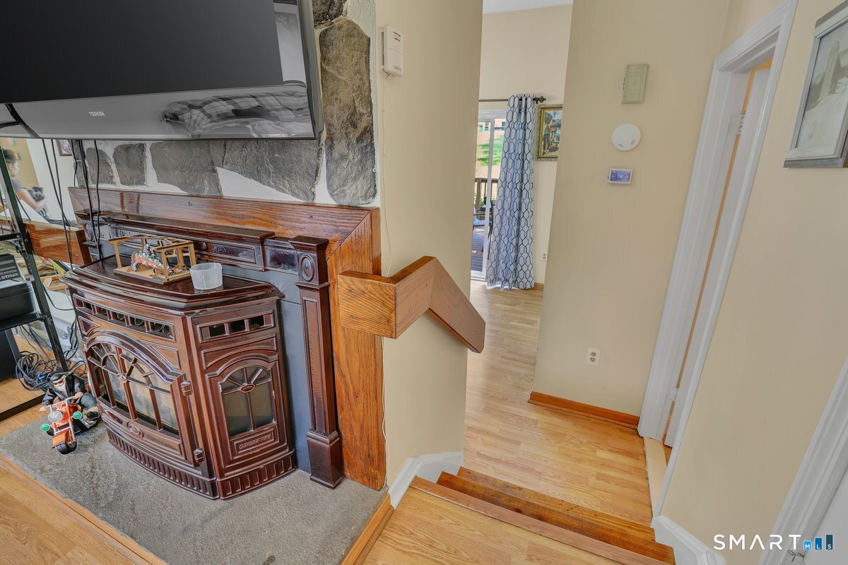 11 Watch Hill Circle Cromwell CT 06416