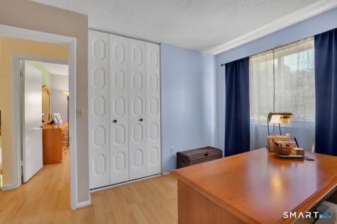 11 Watch Hill Circle Cromwell CT 06416