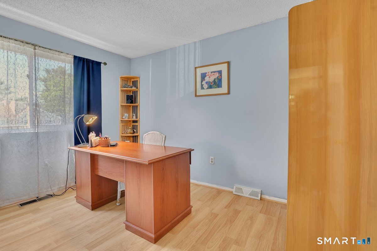 11 Watch Hill Circle Cromwell CT 06416