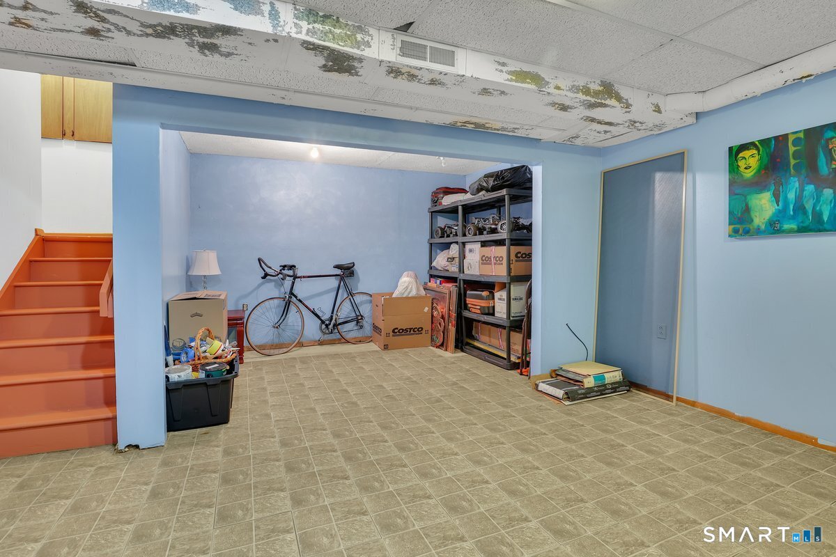 11 Watch Hill Circle Cromwell CT 06416