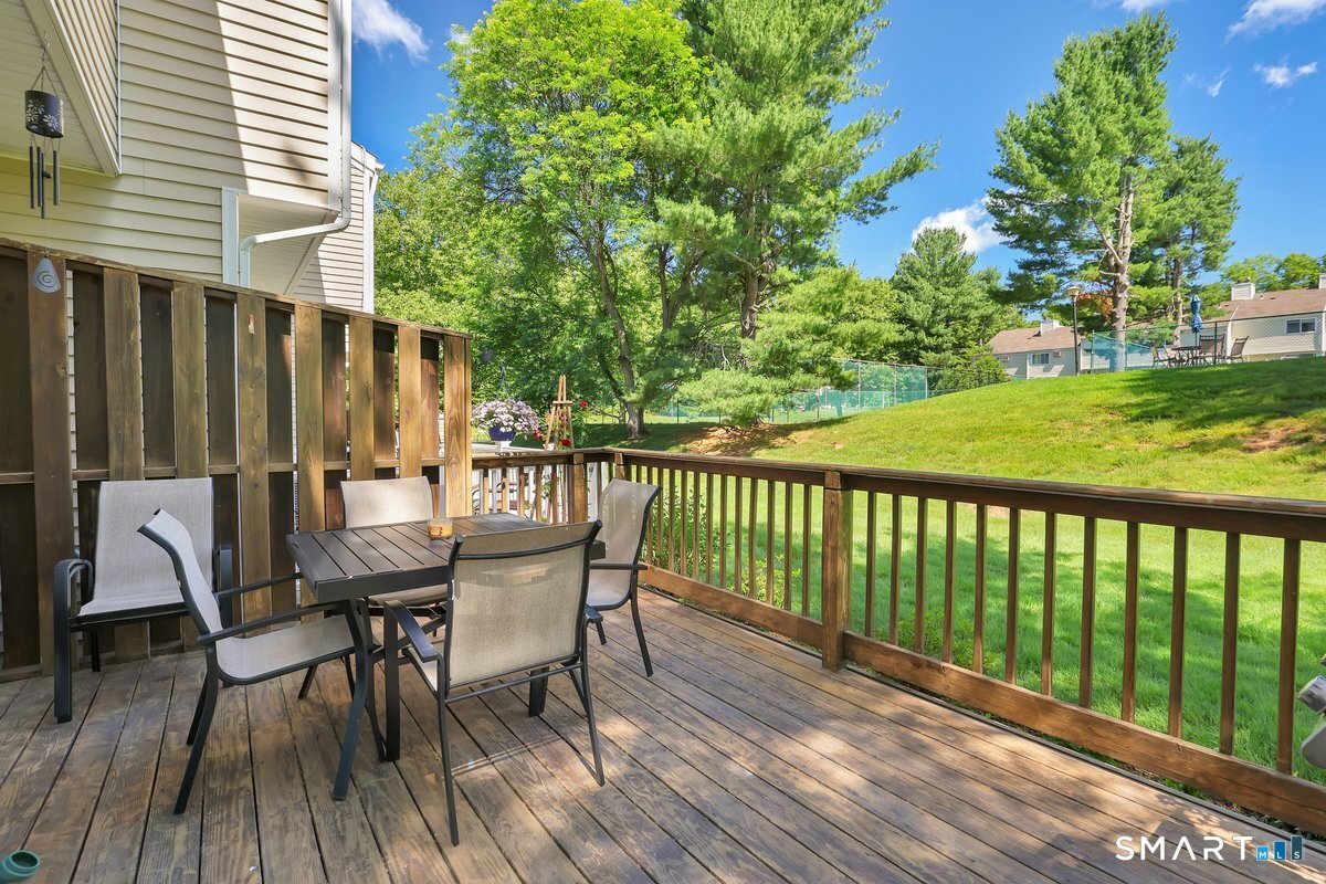 11 Watch Hill Circle Cromwell CT 06416