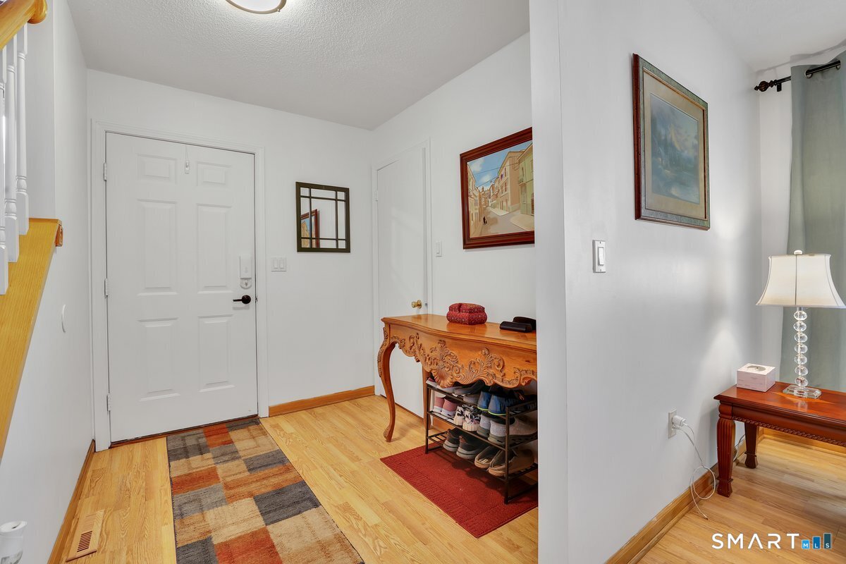11 Watch Hill Circle Cromwell CT 06416