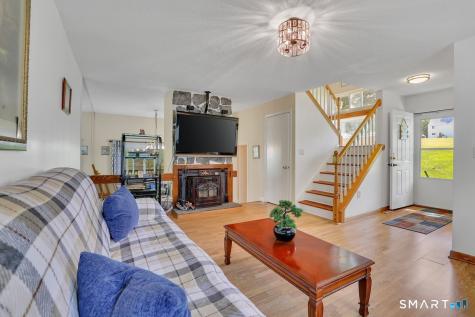 11 Watch Hill Circle Cromwell CT 06416