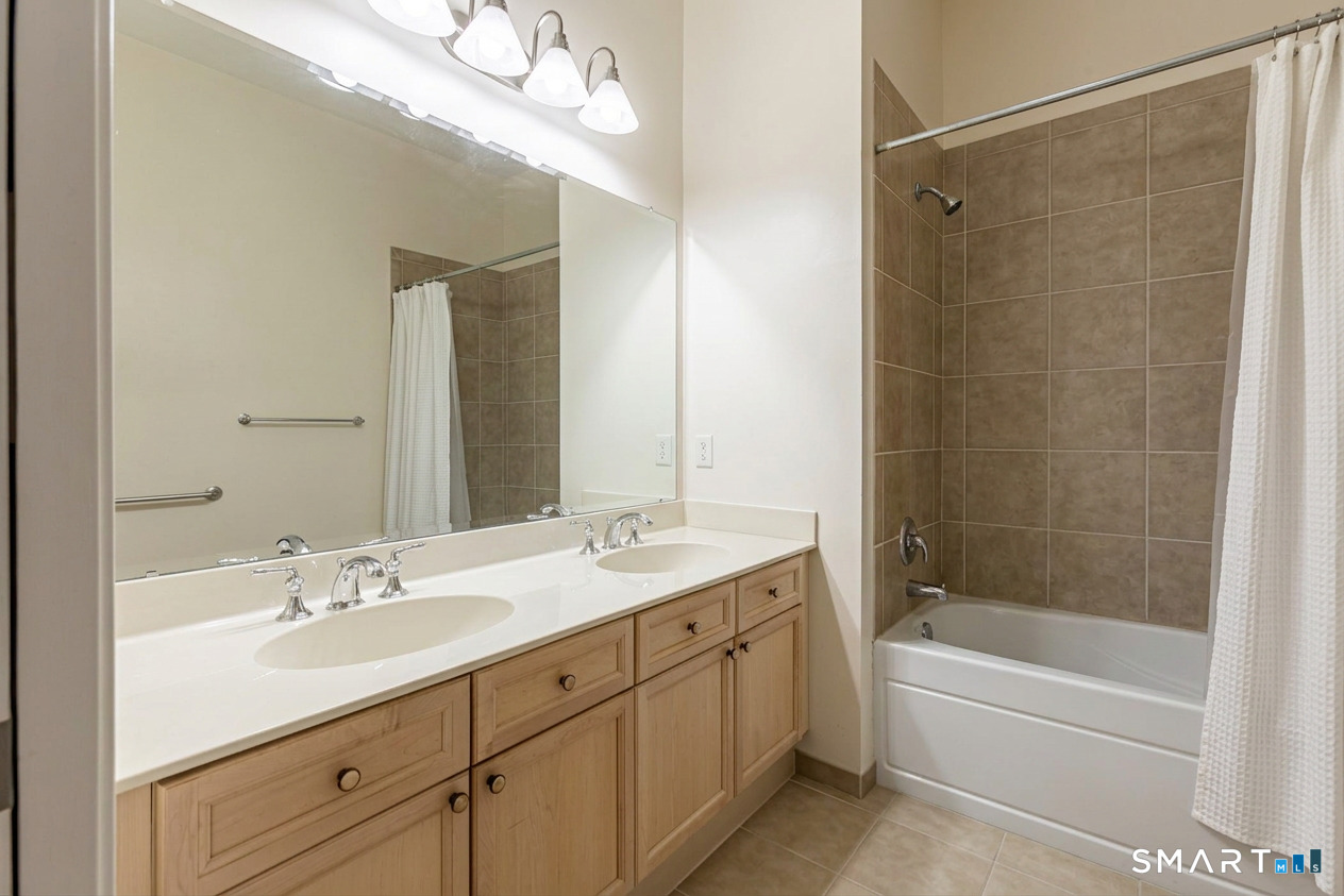 1 King Philip Drive West Hartford CT 06117