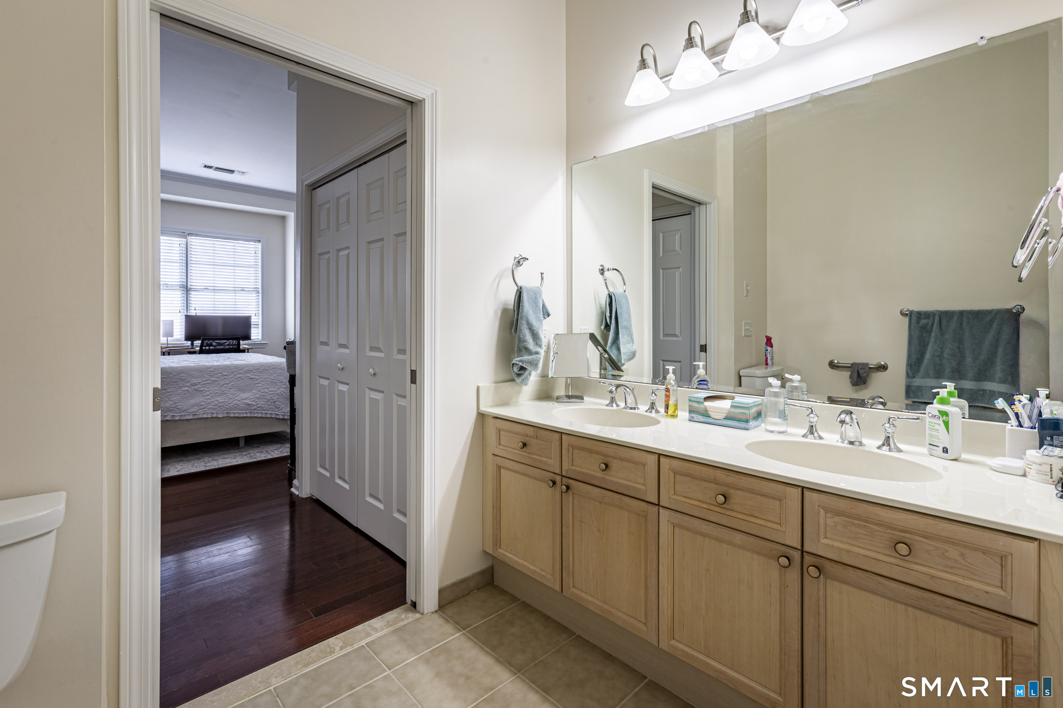 1 King Philip Drive West Hartford CT 06117