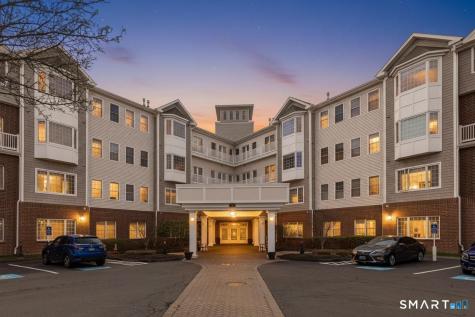 1 King Philip Drive West Hartford CT 06117