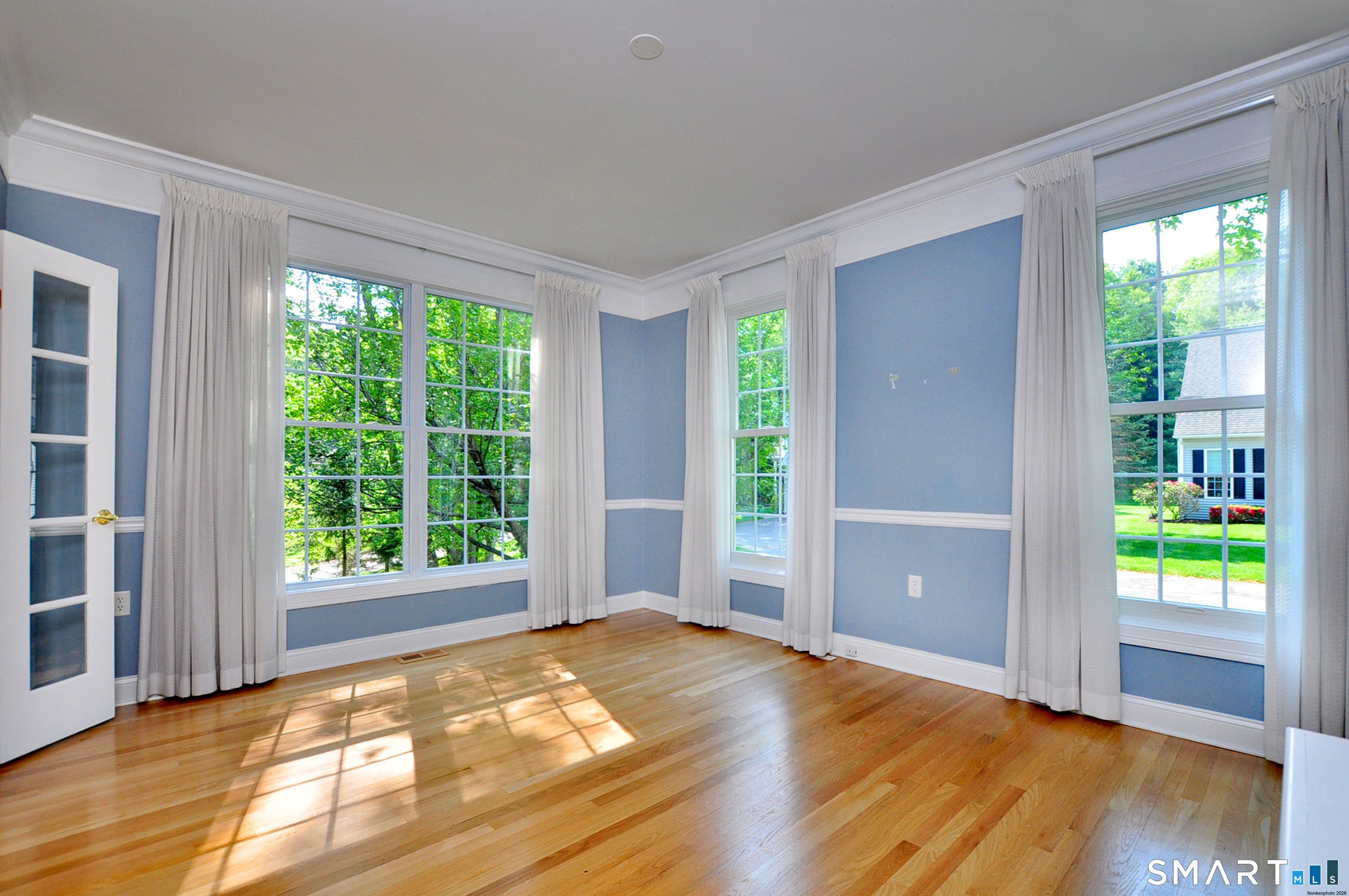18 Cavendish Place Avon CT 06001