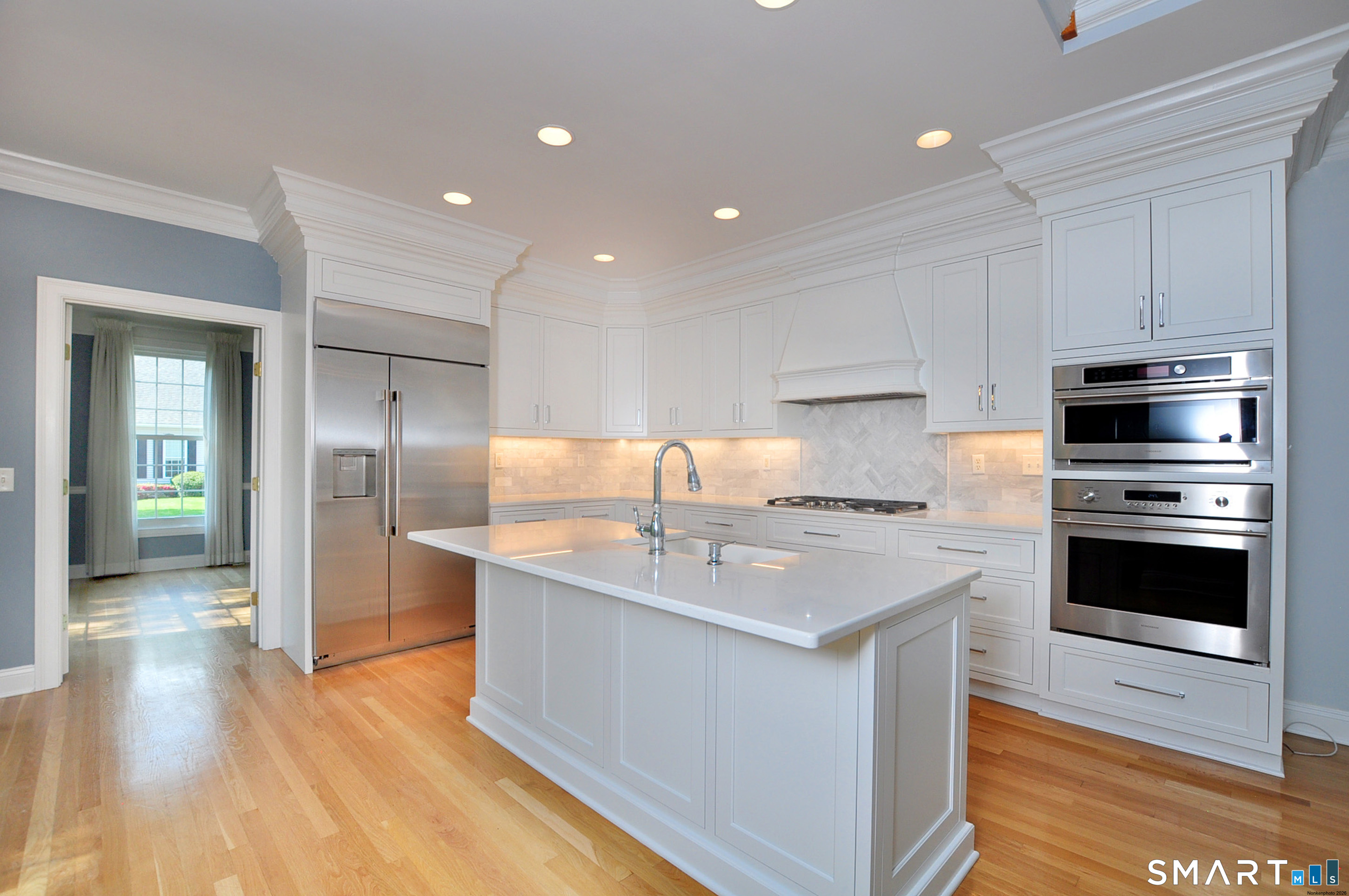 18 Cavendish Place Avon CT 06001