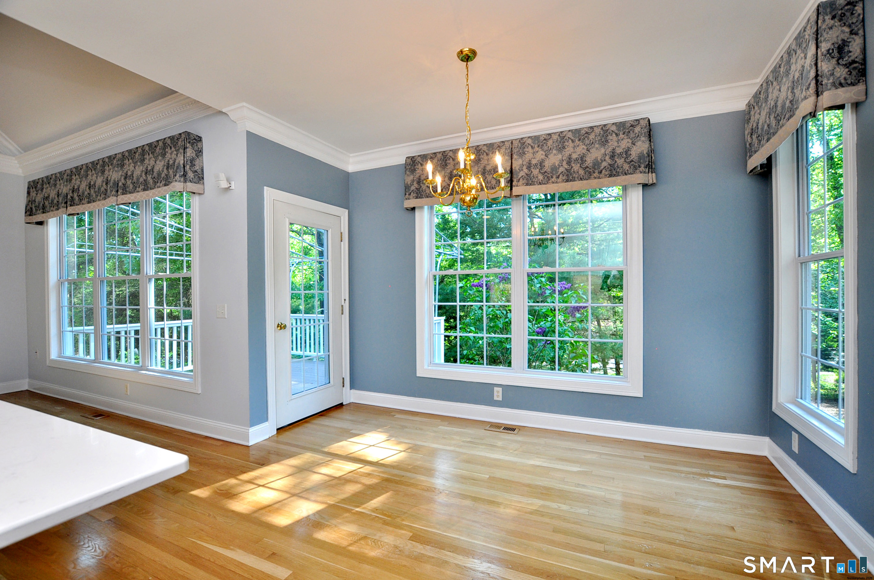 18 Cavendish Place Avon CT 06001