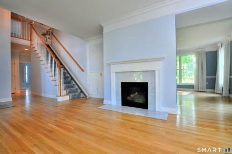 18 Cavendish Place Avon CT 06001