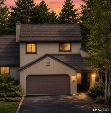 19 Applewood Lane Avon CT 06001
