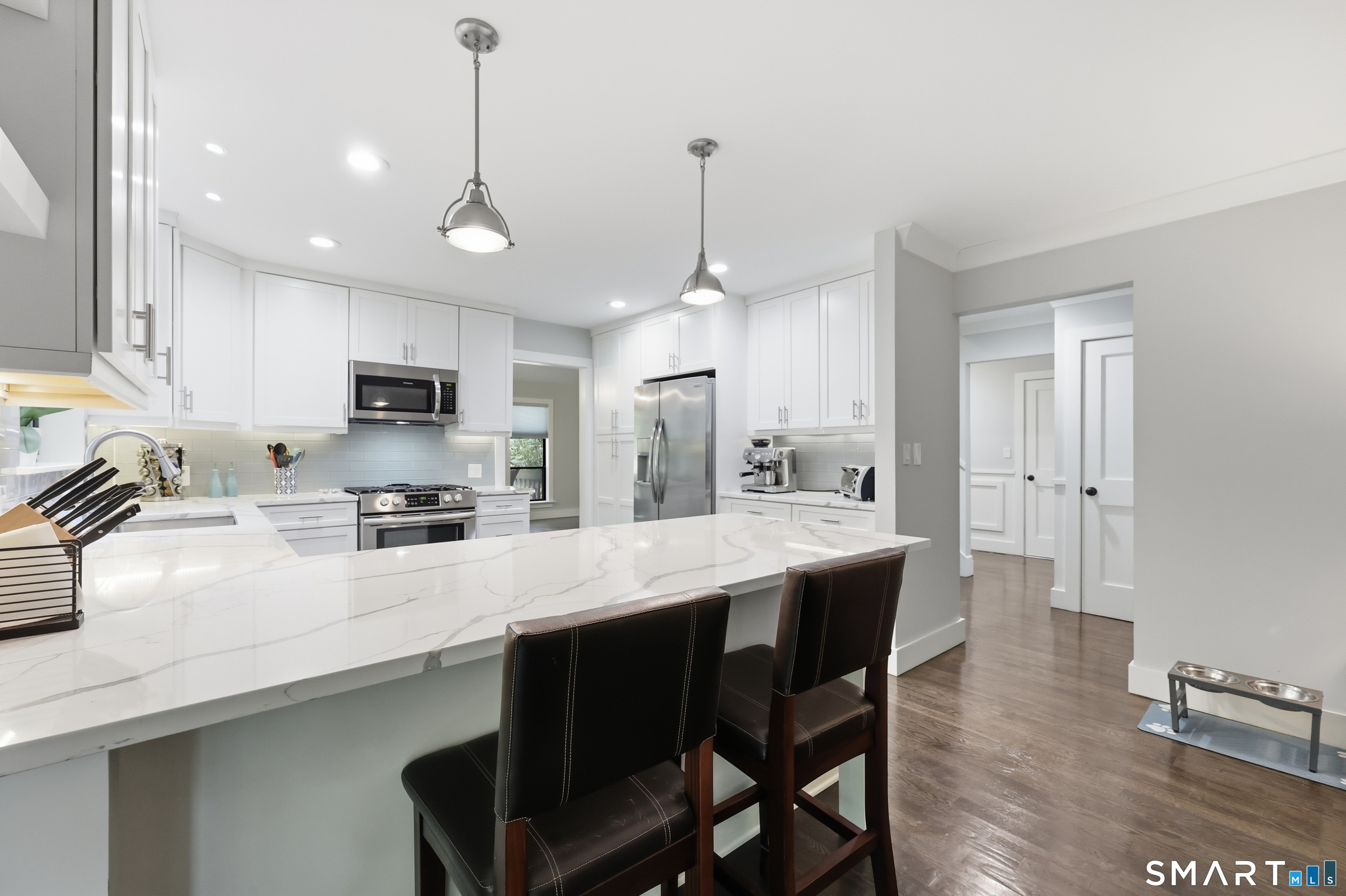 19 Applewood Lane Avon CT 06001
