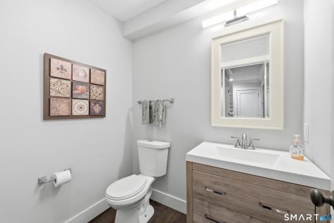 19 Applewood Lane Avon CT 06001