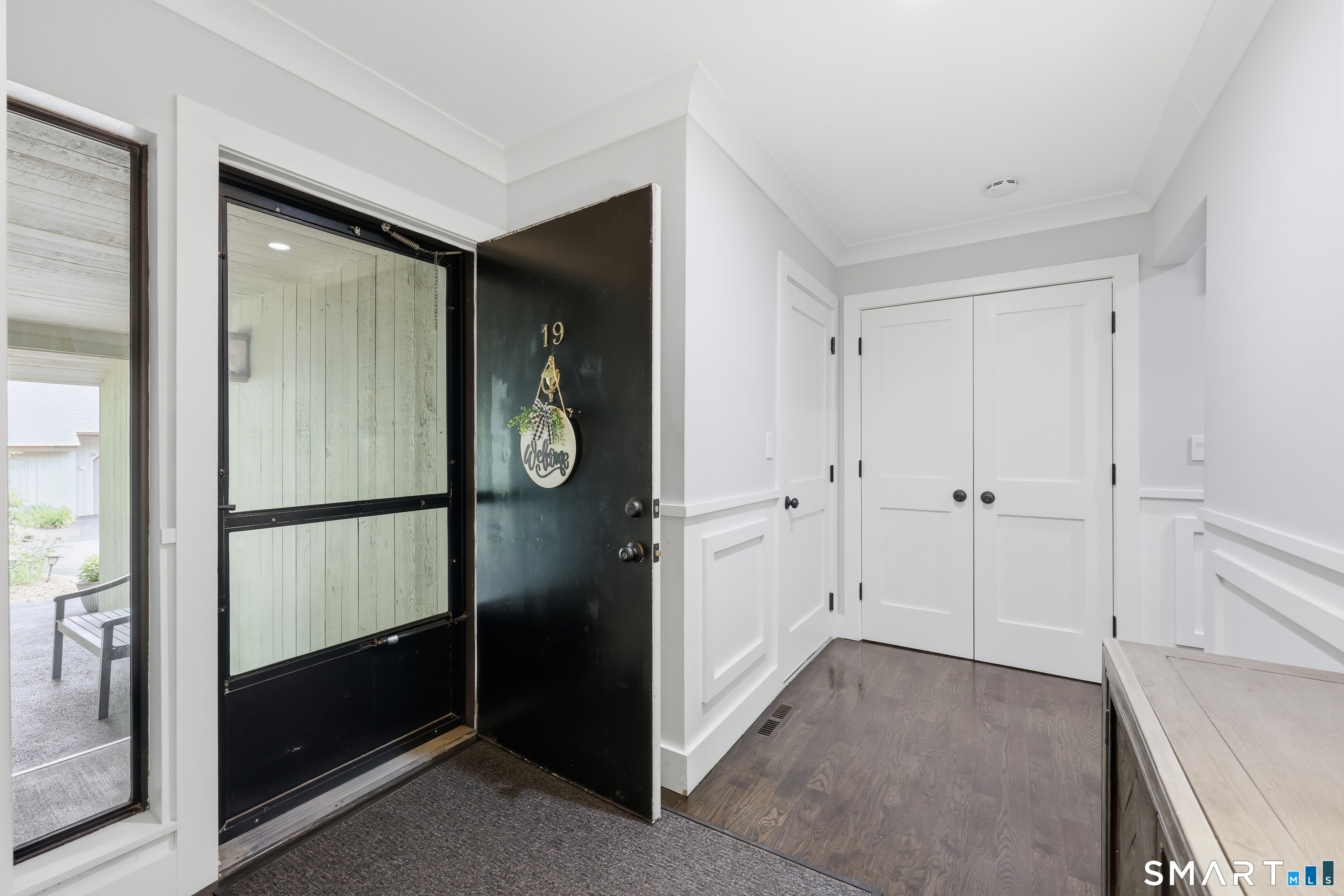 19 Applewood Lane Avon CT 06001