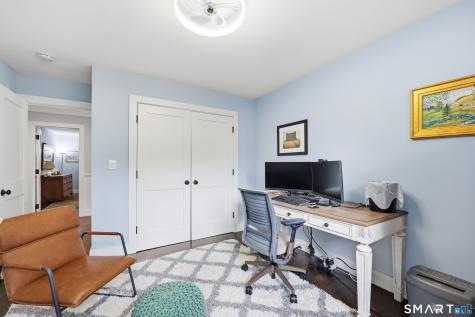 19 Applewood Lane Avon CT 06001