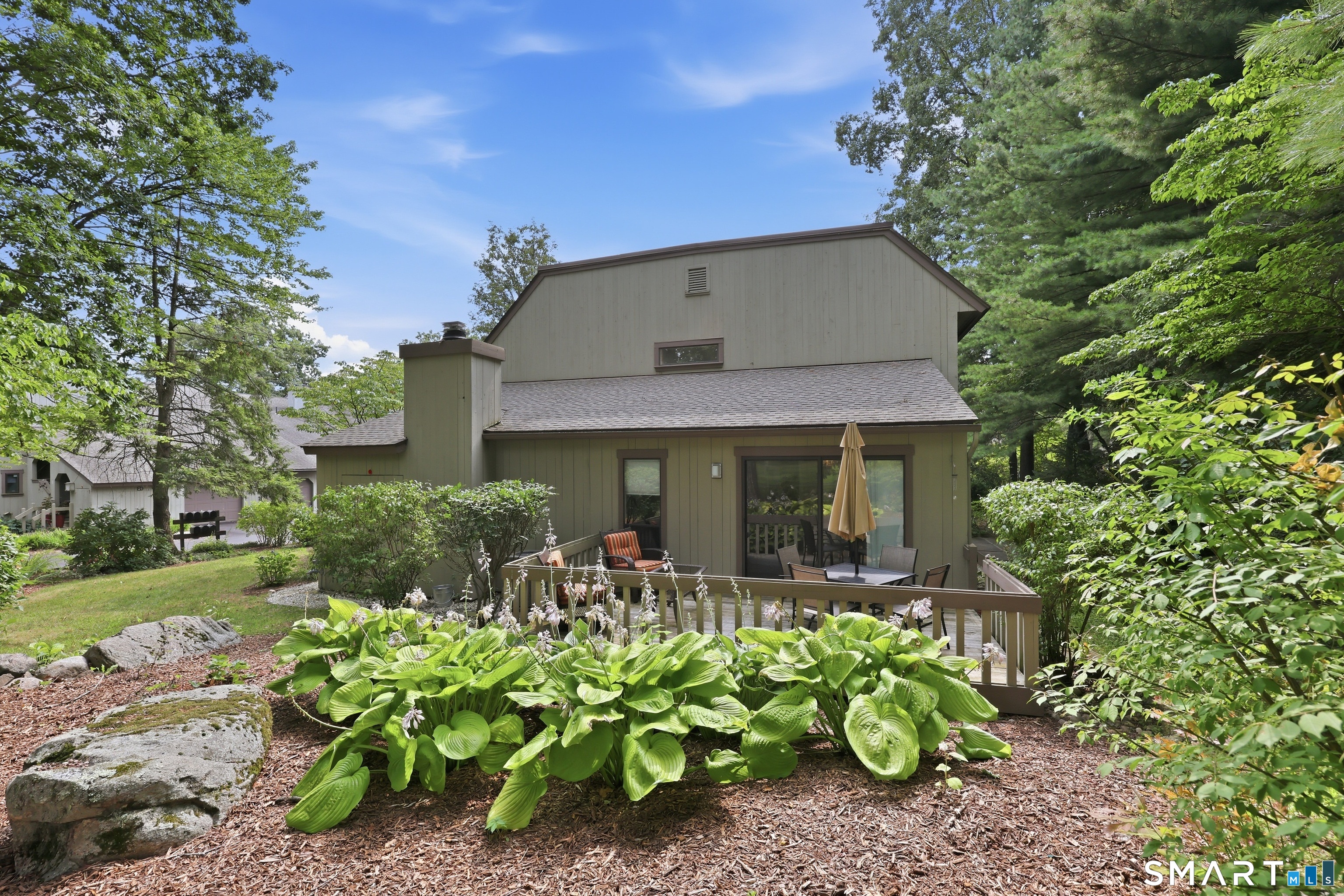 19 Applewood Lane Avon CT 06001