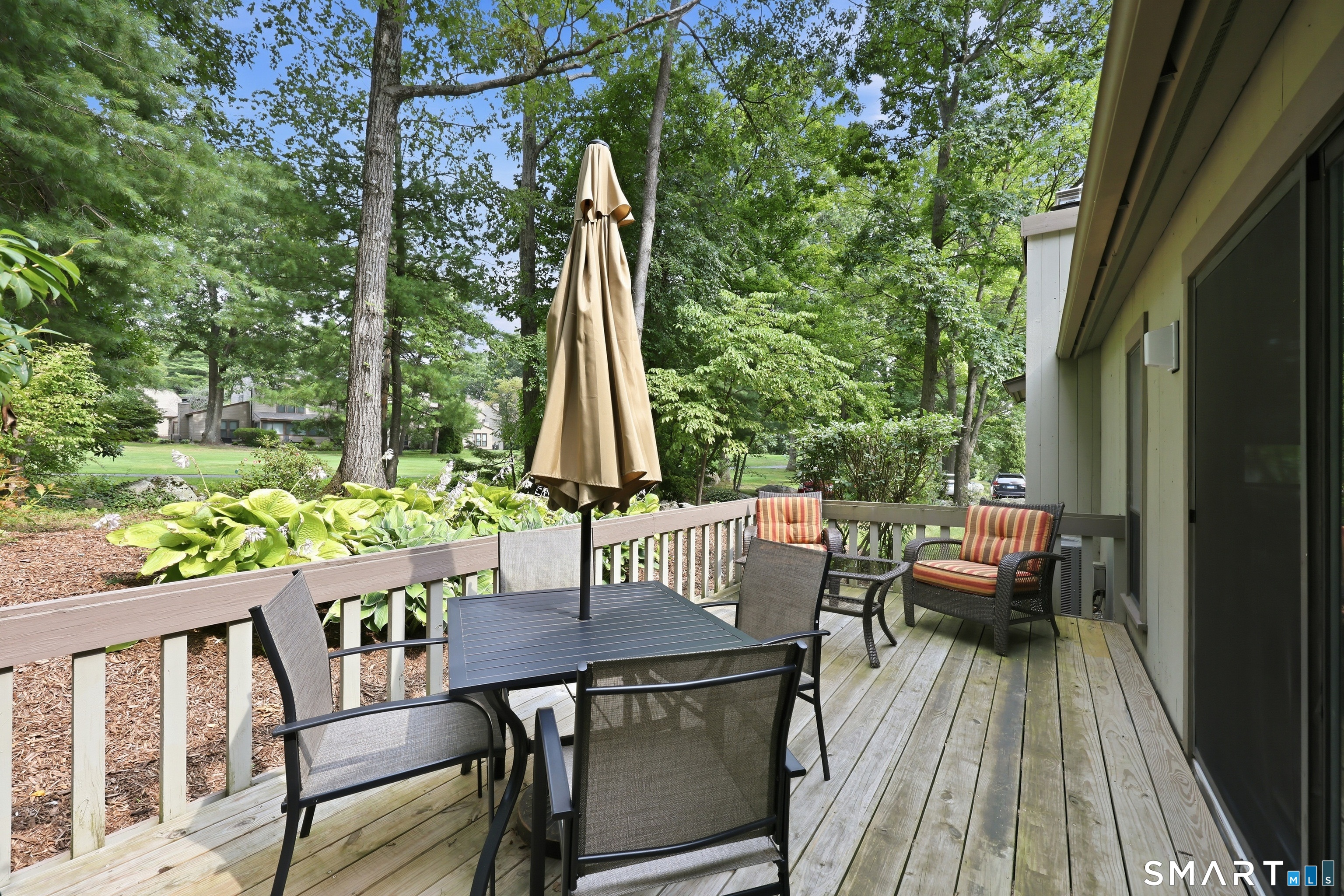 19 Applewood Lane Avon CT 06001