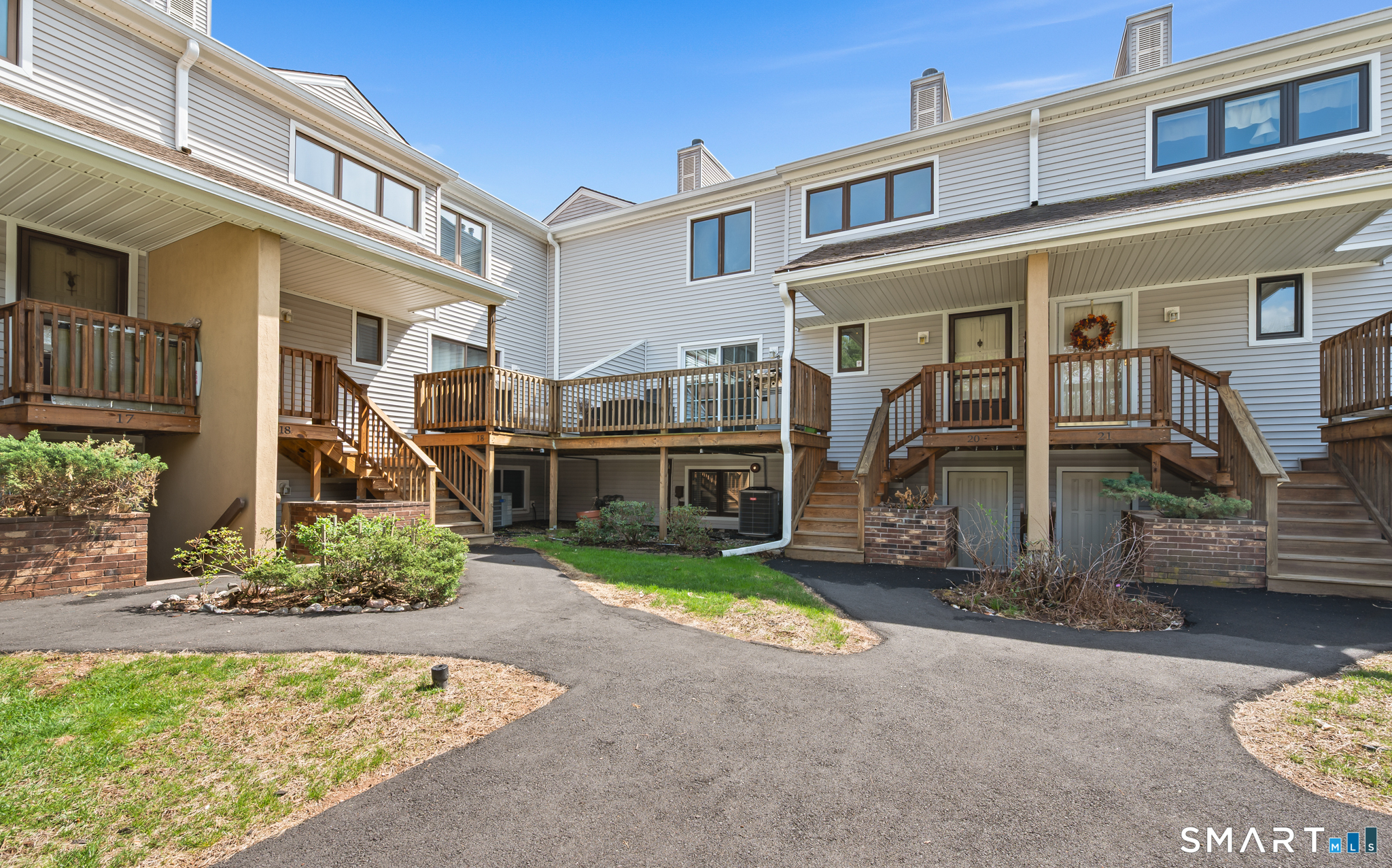 20 Dutton Place Way Glastonbury CT 06033