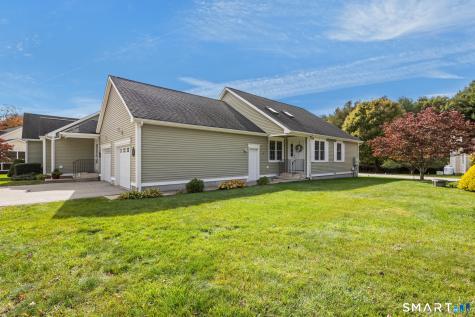 4 Mountain View Landing Killingly CT 06239