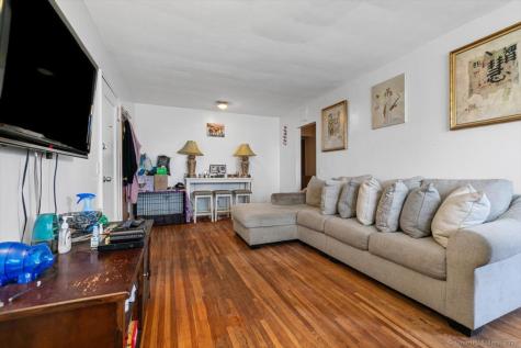 11 Bedford Avenue Norwalk CT 06850