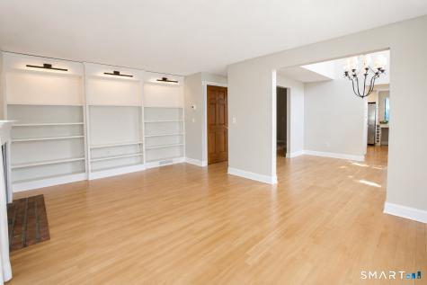 7 Old Mill Court Simsbury CT 06070