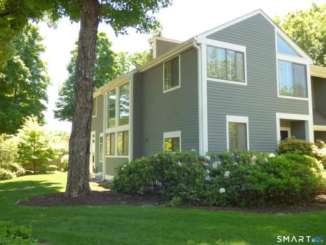 7 Old Mill Court Simsbury CT 06070