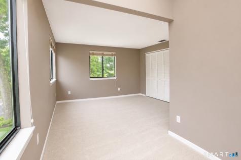 7 Old Mill Court Simsbury CT 06070
