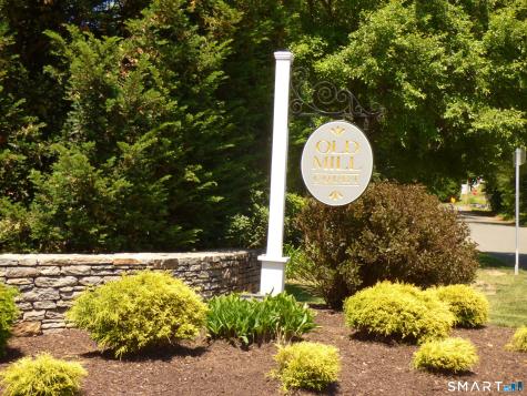 7 Old Mill Court Simsbury CT 06070