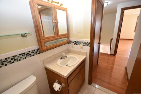 5 Garland Drive Glastonbury CT 06033