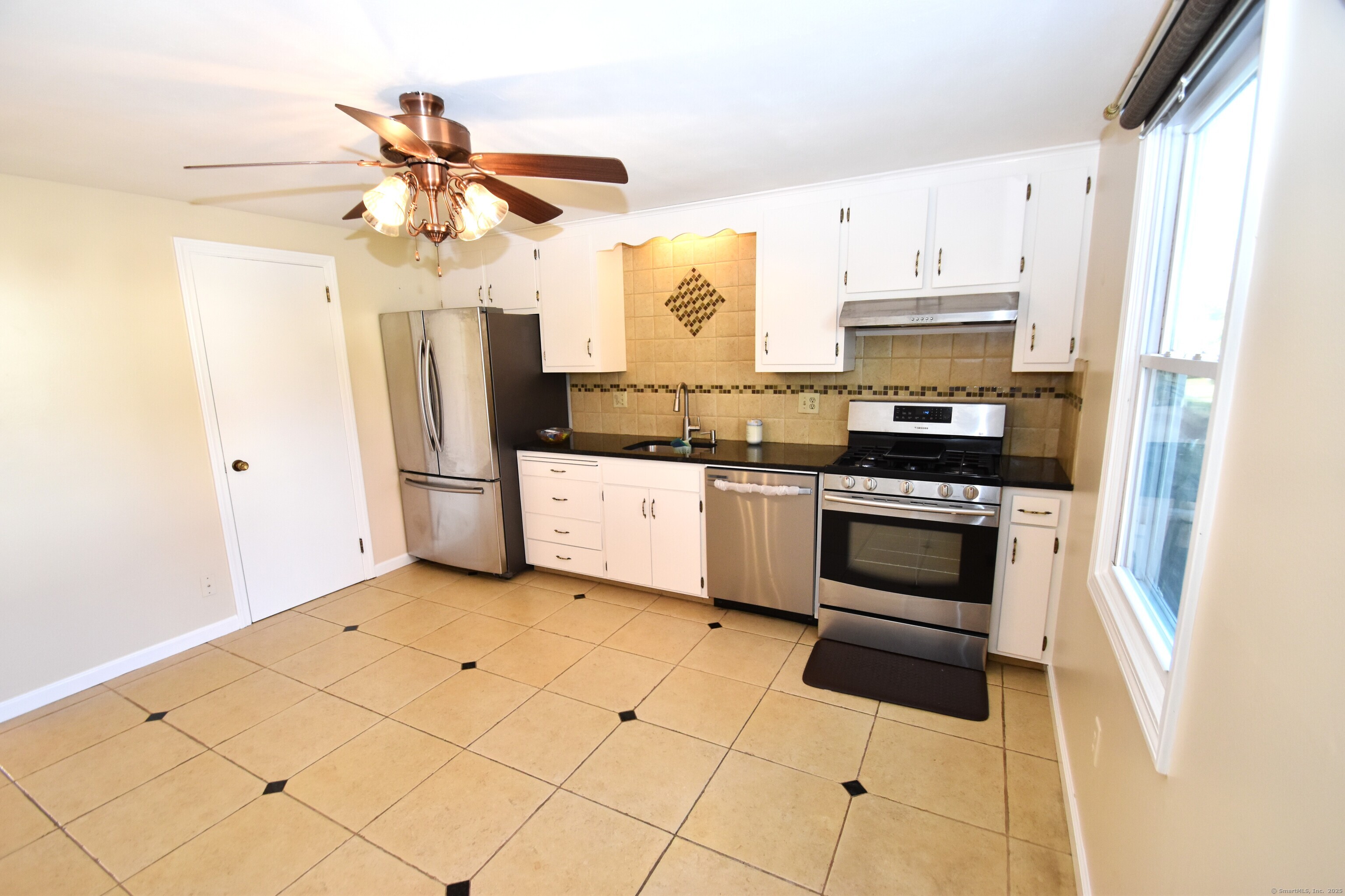 5 Garland Drive Glastonbury CT 06033