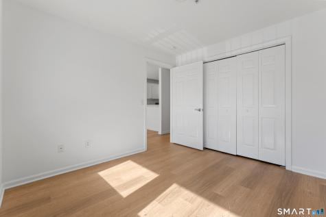 468 Main Street East Lyme CT 06357