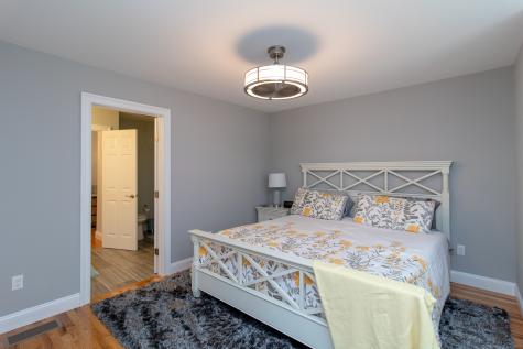 33 Gaby Lane Naugatuck CT 06770