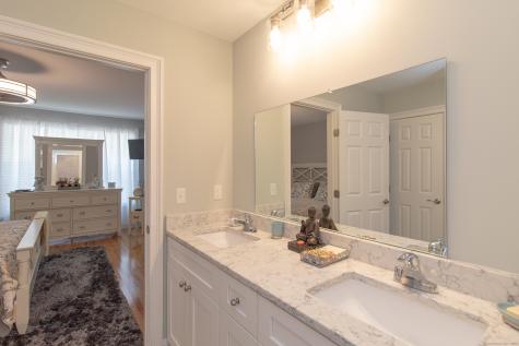 33 Gaby Lane Naugatuck CT 06770
