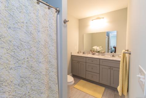 33 Gaby Lane Naugatuck CT 06770
