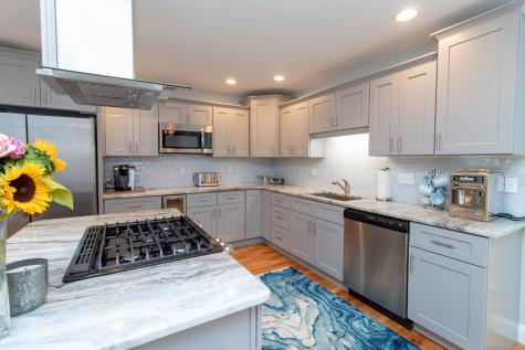 33 Gaby Lane Naugatuck CT 06770