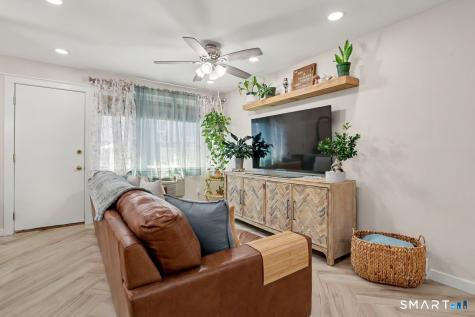 181 West Walk West Haven CT 06516