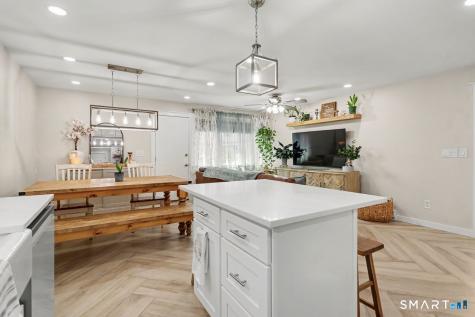 181 West Walk West Haven CT 06516