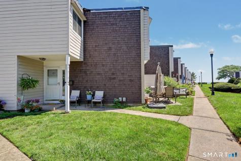 181 West Walk West Haven CT 06516