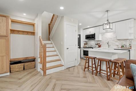 181 West Walk West Haven CT 06516