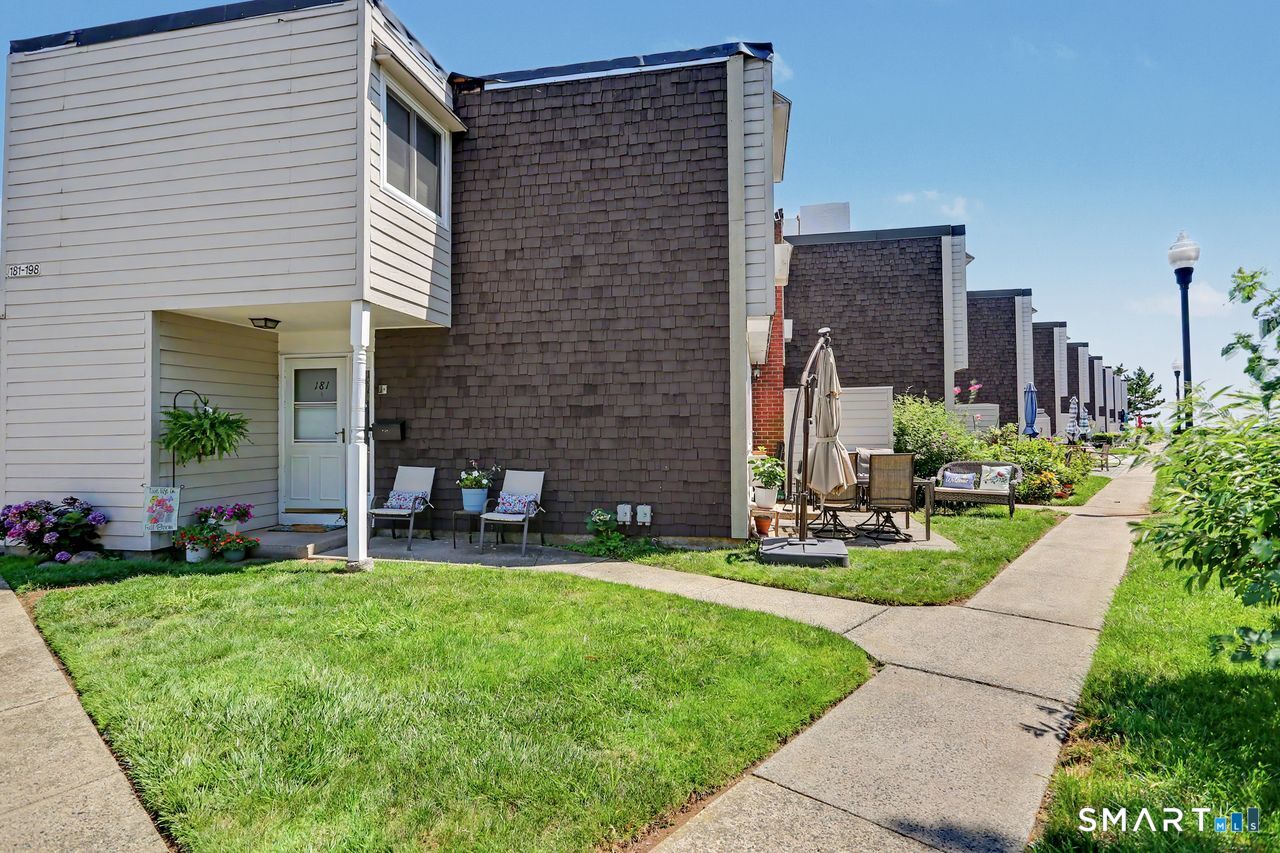 181 West Walk West Haven CT 06516