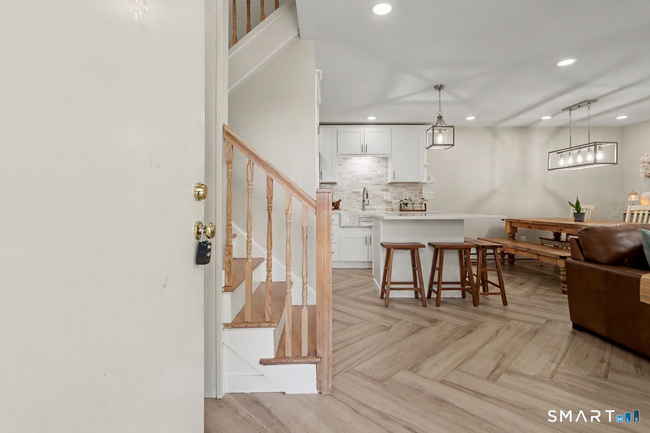 181 West Walk West Haven CT 06516