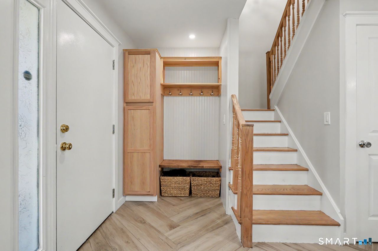 181 West Walk West Haven CT 06516