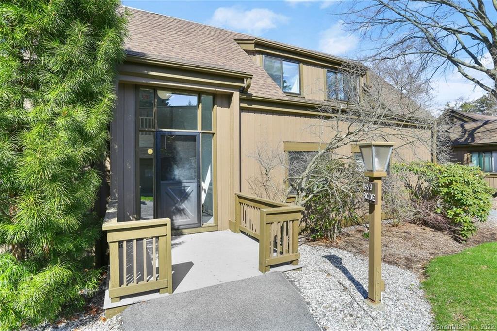 489 Heritage Village Southbury, CT Real Estate Listing InternalID