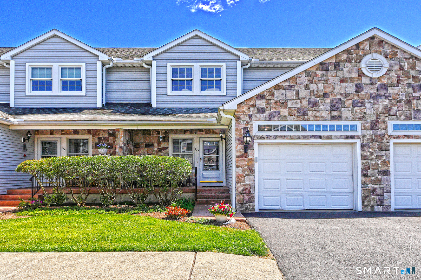 102 Lantern Court Clinton CT 06413