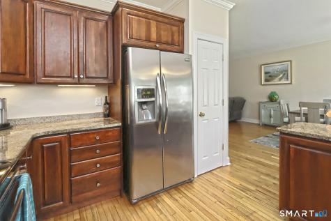 102 Lantern Court Clinton CT 06413