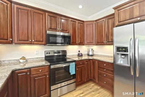 102 Lantern Court Clinton CT 06413